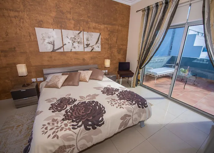 Francis Flats Modern Penthouse * Меллиеха