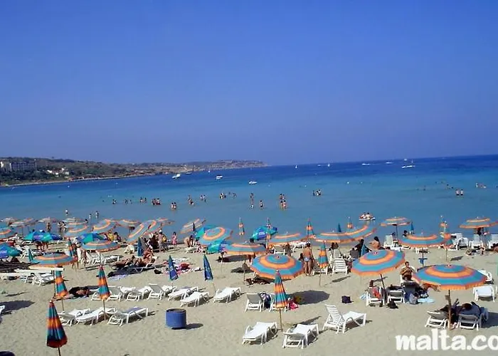 Апартаменты Francis Flats Modern Penthouse Меллиеха